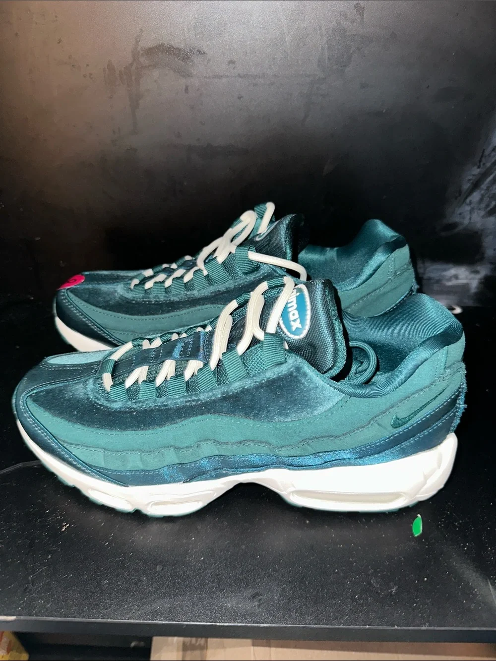 Nike Air Max Women's Teal Velvet Trainers